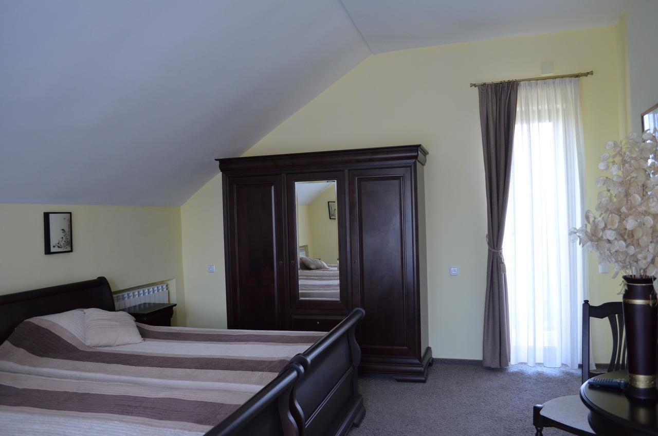 Pensiunea Koruna Villa Poenari Dış mekan fotoğraf