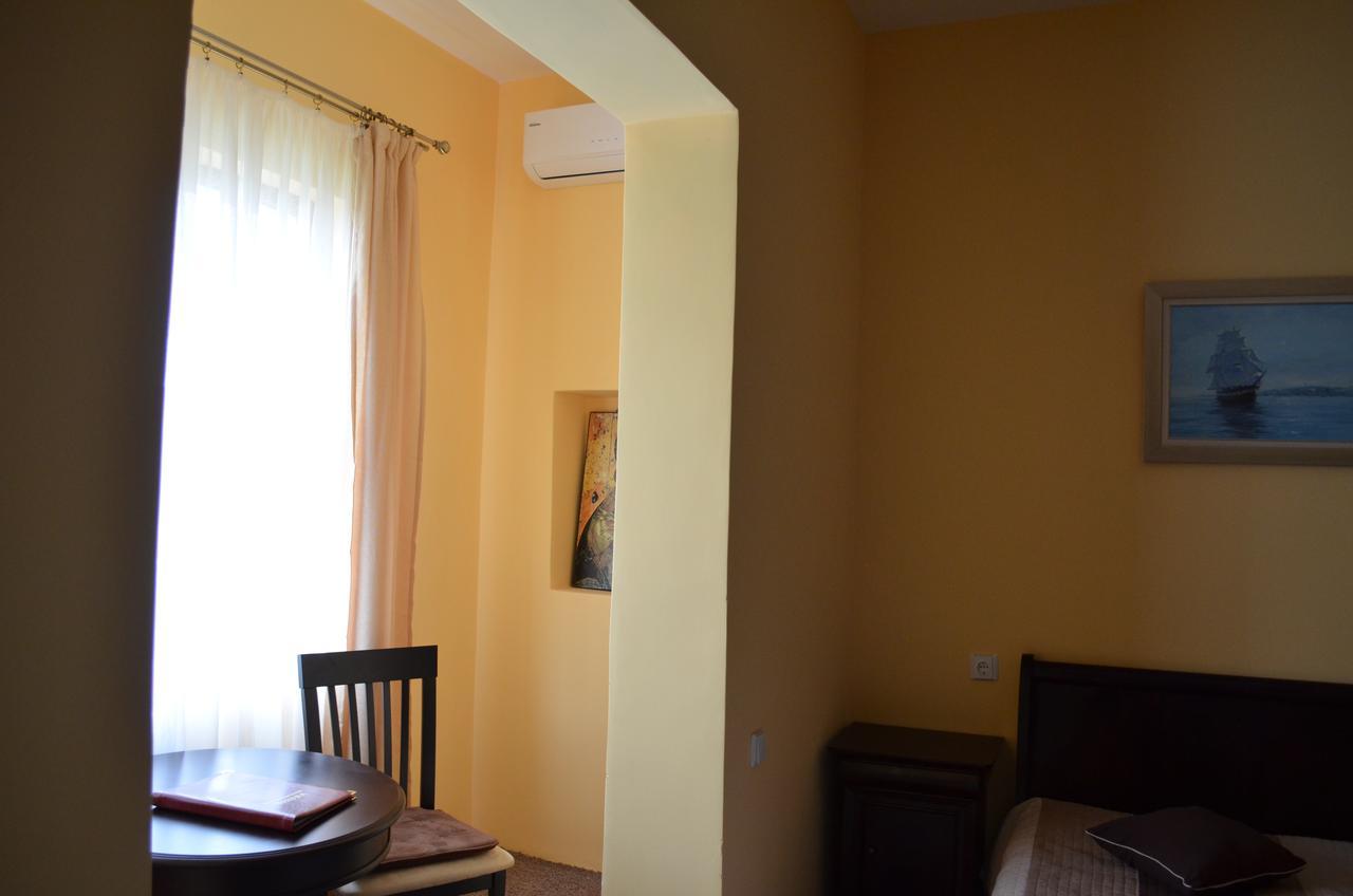 Pensiunea Koruna Villa Poenari Dış mekan fotoğraf