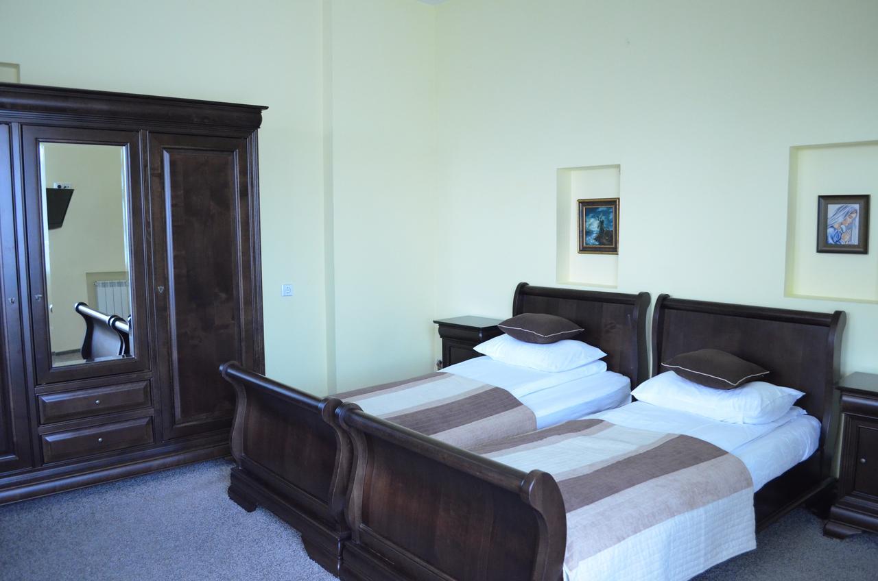 Pensiunea Koruna Villa Poenari Dış mekan fotoğraf