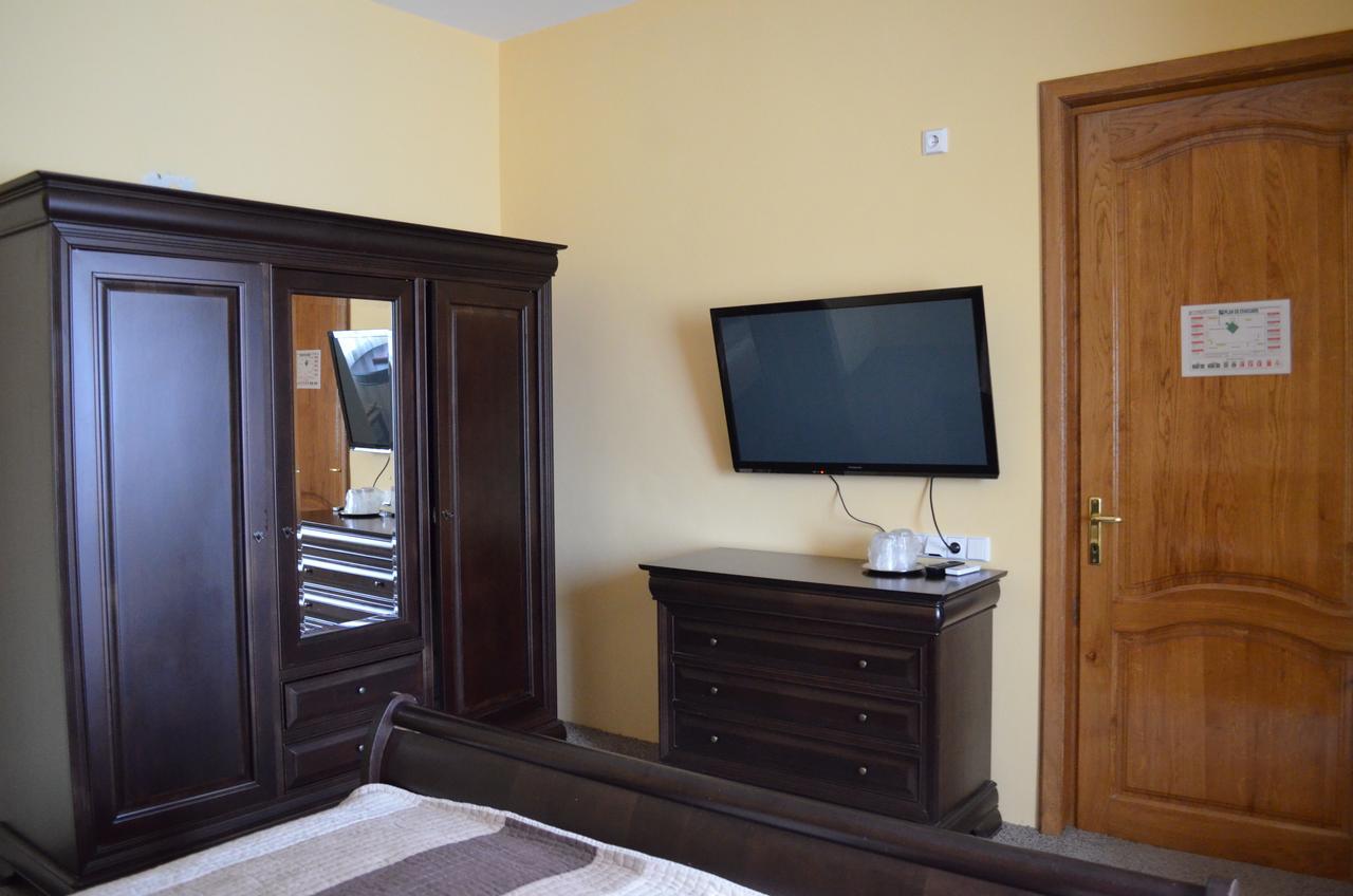 Pensiunea Koruna Villa Poenari Dış mekan fotoğraf