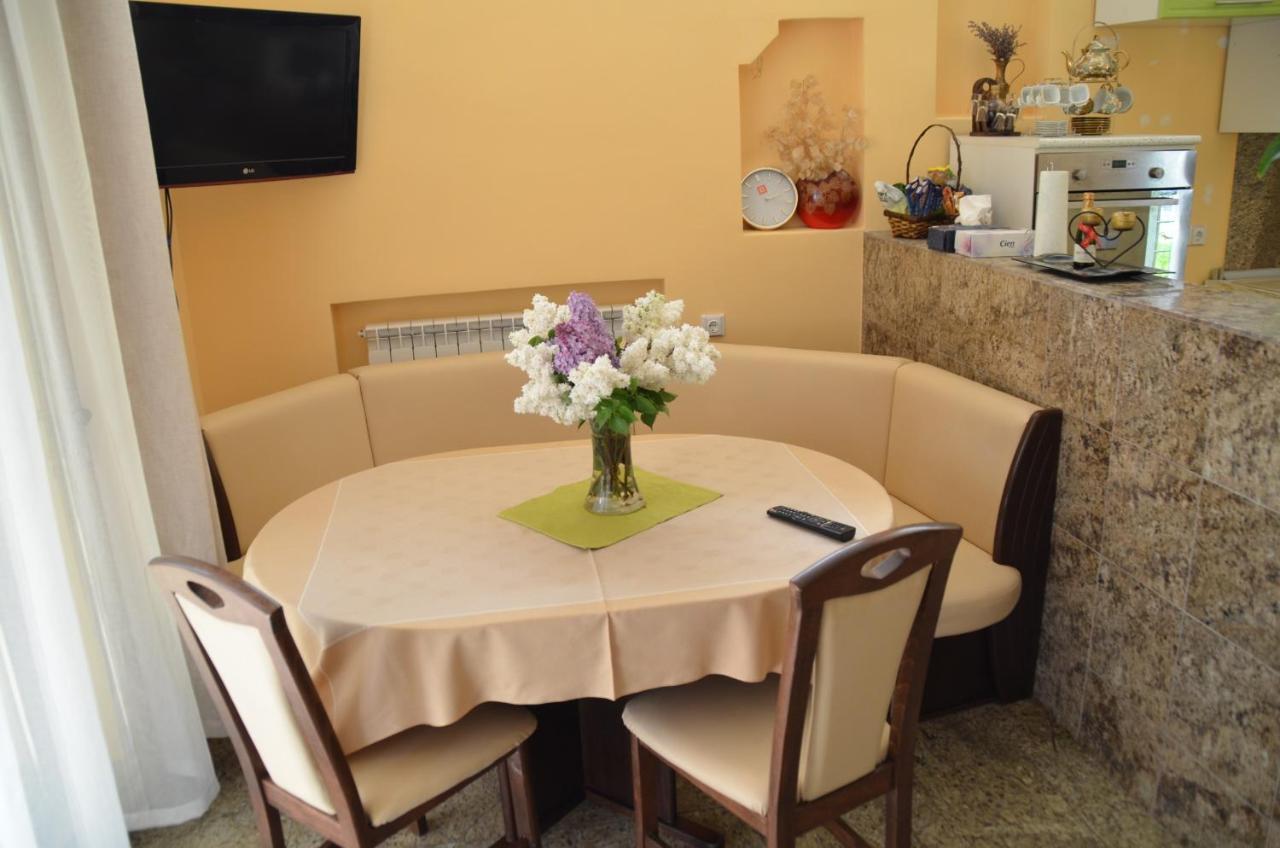 Pensiunea Koruna Villa Poenari Dış mekan fotoğraf
